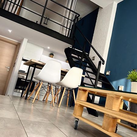 דירות Néa Péramos 48 Downtown Lofts מראה חיצוני תמונה