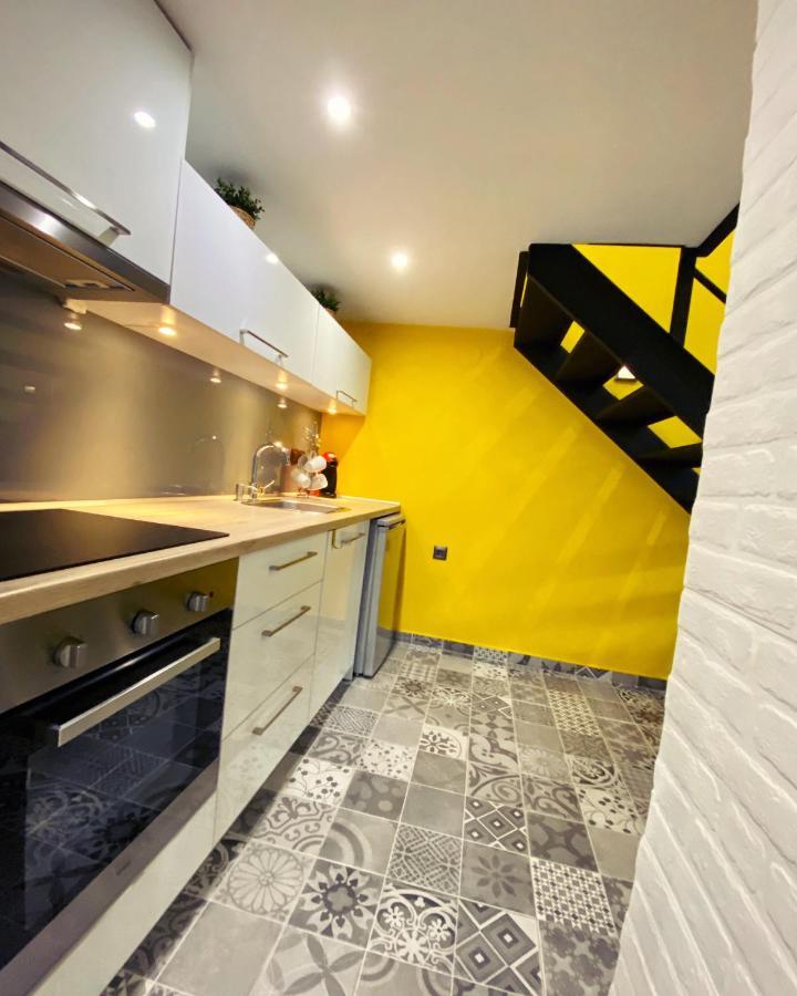 דירות Néa Péramos 48 Downtown Lofts מראה חיצוני תמונה
