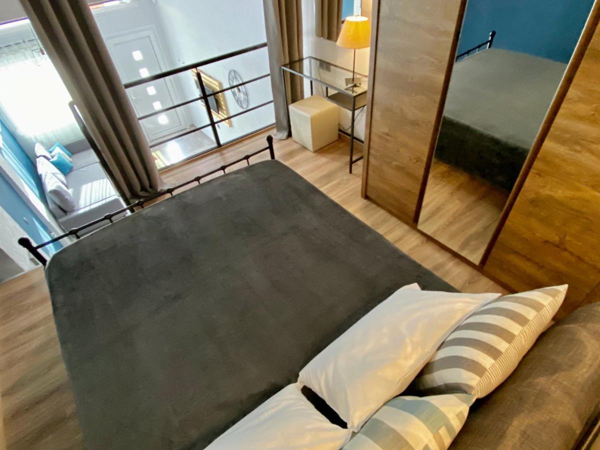 דירות Néa Péramos 48 Downtown Lofts מראה חיצוני תמונה