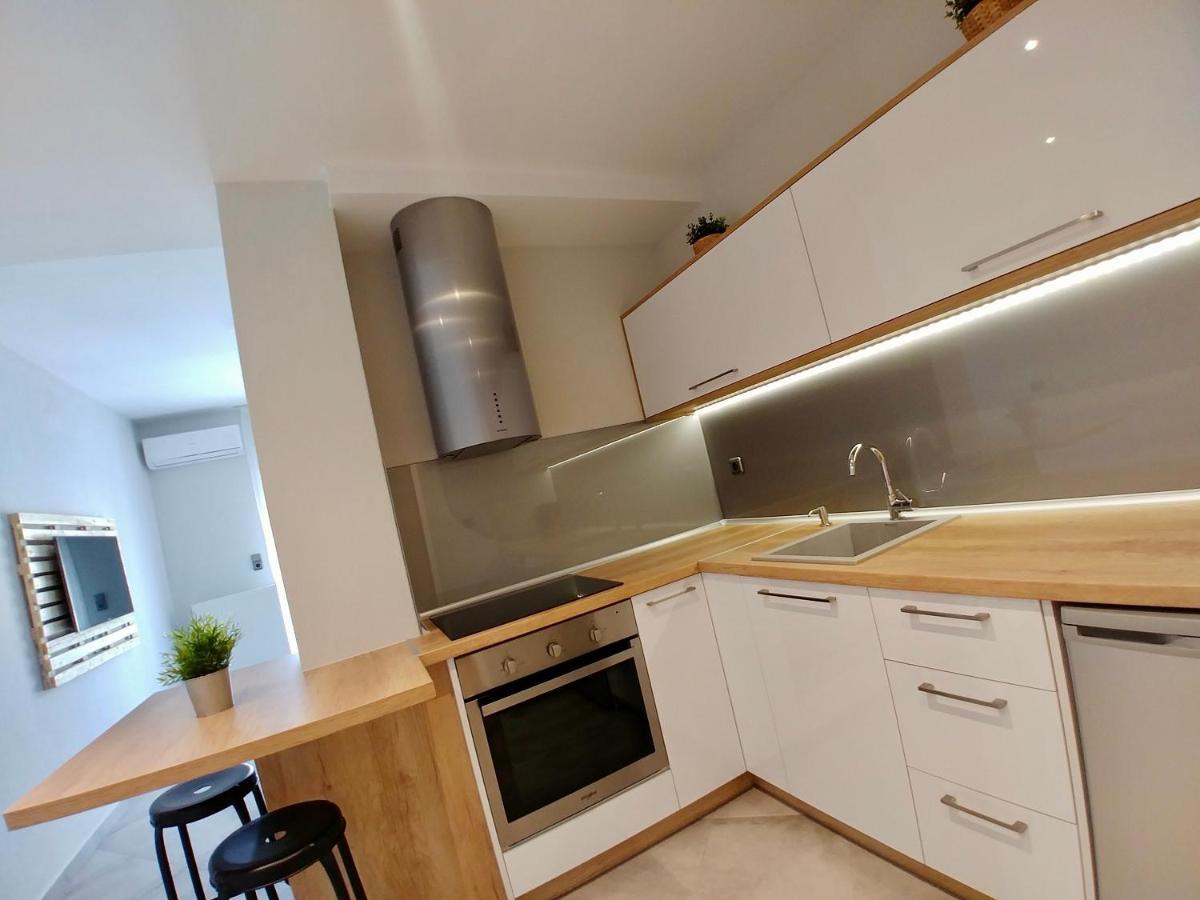 דירות Néa Péramos 48 Downtown Lofts מראה חיצוני תמונה