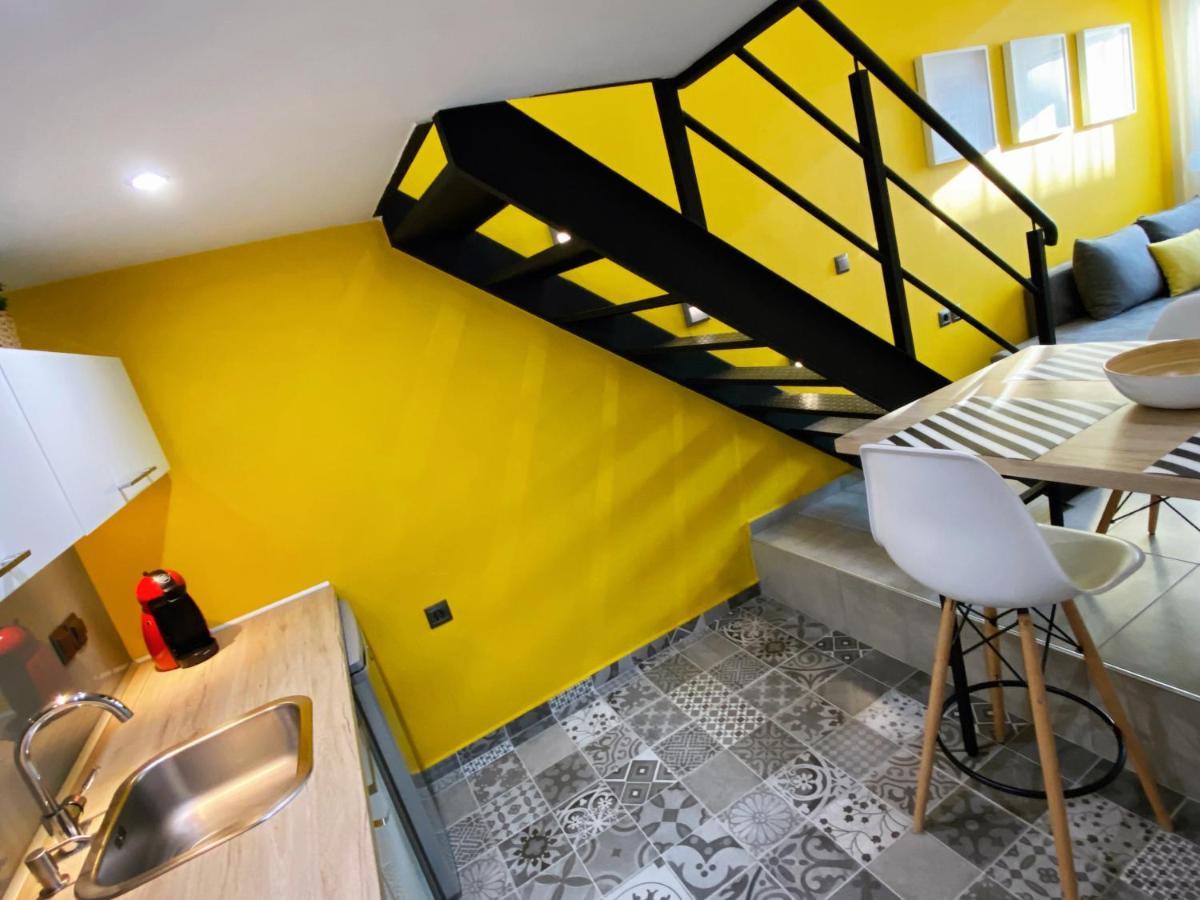 דירות Néa Péramos 48 Downtown Lofts מראה חיצוני תמונה