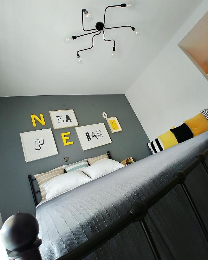 דירות Néa Péramos 48 Downtown Lofts מראה חיצוני תמונה