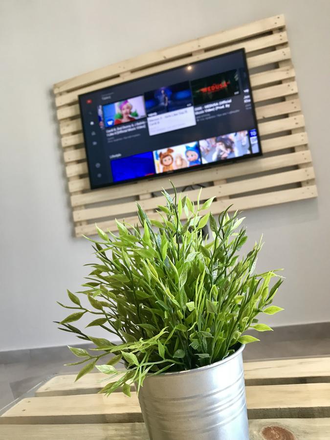 דירות Néa Péramos 48 Downtown Lofts מראה חיצוני תמונה