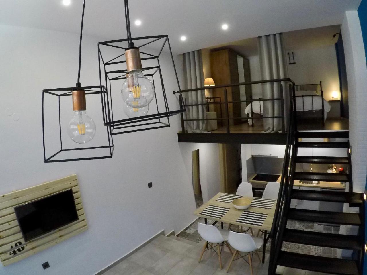 דירות Néa Péramos 48 Downtown Lofts מראה חיצוני תמונה