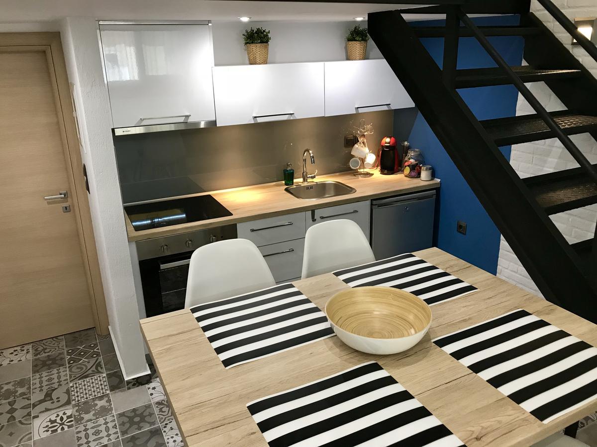 דירות Néa Péramos 48 Downtown Lofts מראה חיצוני תמונה